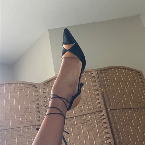 Vintage Chanel Heels - Picture 8 of 9